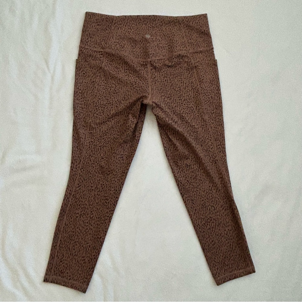 Athleta Salutation Stash Pocket 7/8 Tights Leggings Shanti Animal Beige Large - Picture 2 of 13